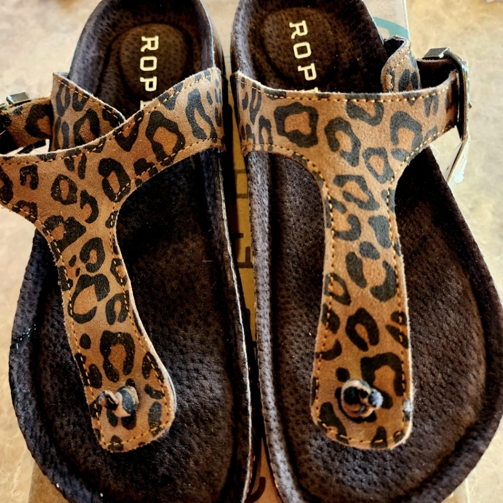 Roper Women's Helena Leopard Tan Sandal NWT